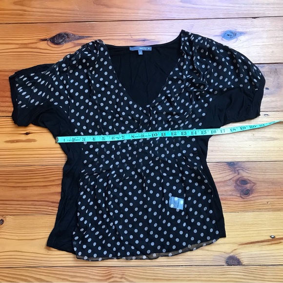 Matty M and R Jean Silk and Lace Black Ivory Tops, EUC, S - Picture 4 of 12